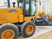 XCMG new motor graders GR1653 china 160HP tractor road motor grader machine for sale
